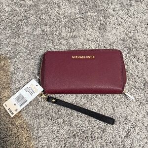 Michael Kors  Wallet and Phone Case